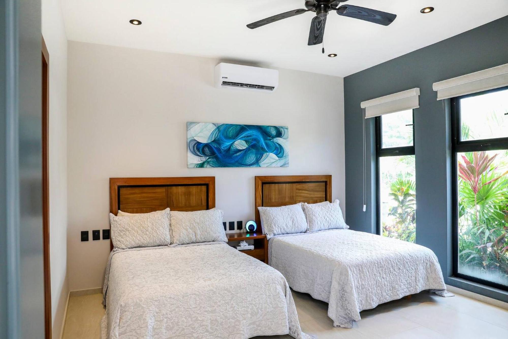 Seaside 4 Beds, Private Pool, Amazing Views Villa *